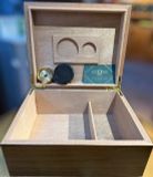 Humidor CD-030 (Giá: Liên hệ)