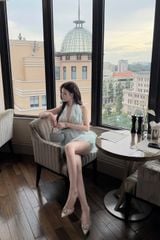 Đầm Yếm Voan Kèm Belt