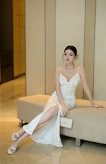 Đầm Lụa Nơ Nổi Nút Bọc