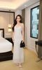 Đầm 2S Viền Ren Cổ V
