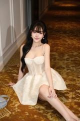 Đầm Hoa Nổi Ngọc Trai