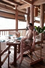Đầm Yếm Voan Kèm Belt