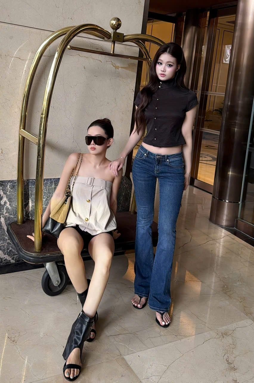 Áo Ống Bí Nút Kèm Belt