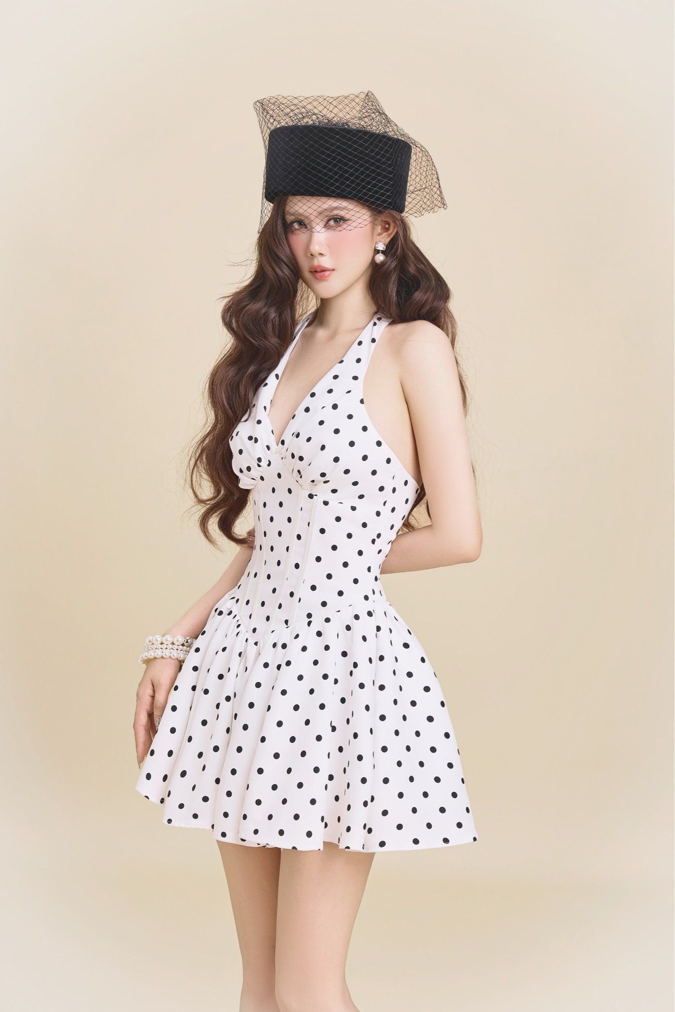 Đầm Yếm Xòe Nhúng Ngực