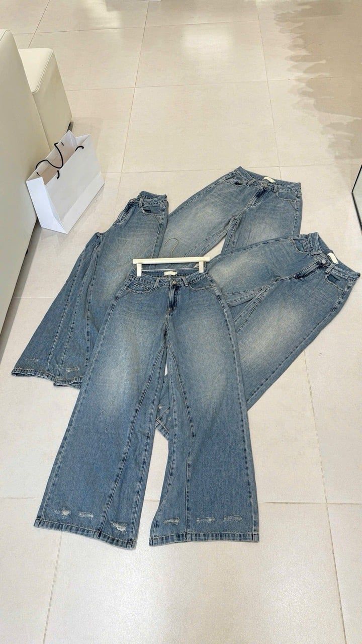 Quần Jean Ống Rộng Wash Lai