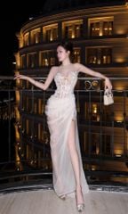 Đầm Yếm Ren Nhún Eo Xẻ Tà