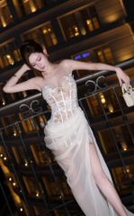 Đầm Yếm Ren Nhún Eo Xẻ Tà