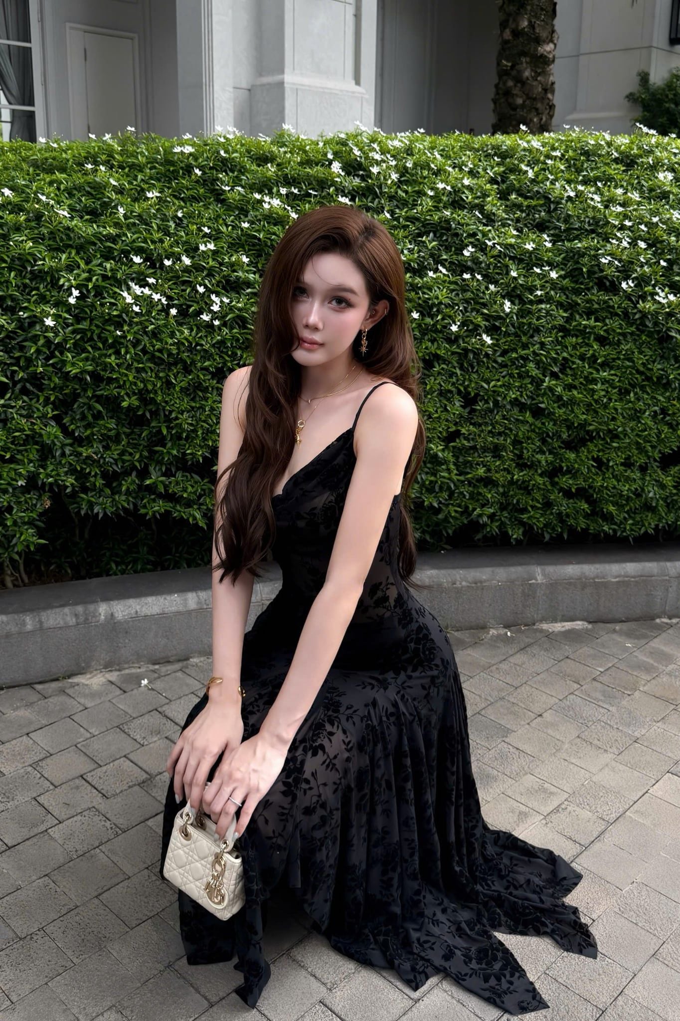 Đầm 2S Nhung Tà Xẻ Xòe