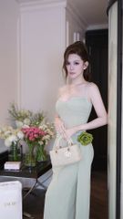 Đầm Lưới Xoắn Eo Kèm Hoa