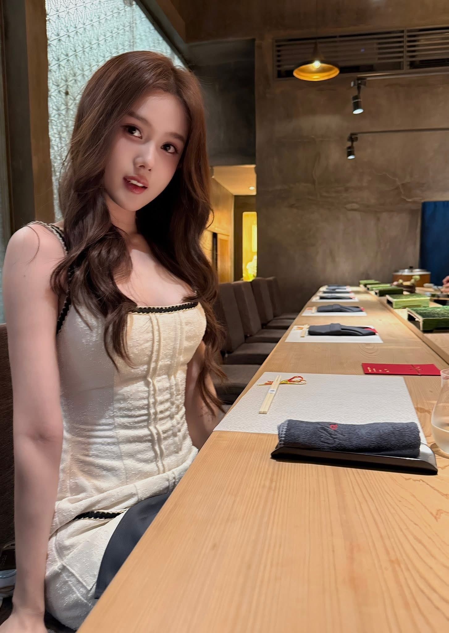 Đầm Dạ 2S  Viền Cổ