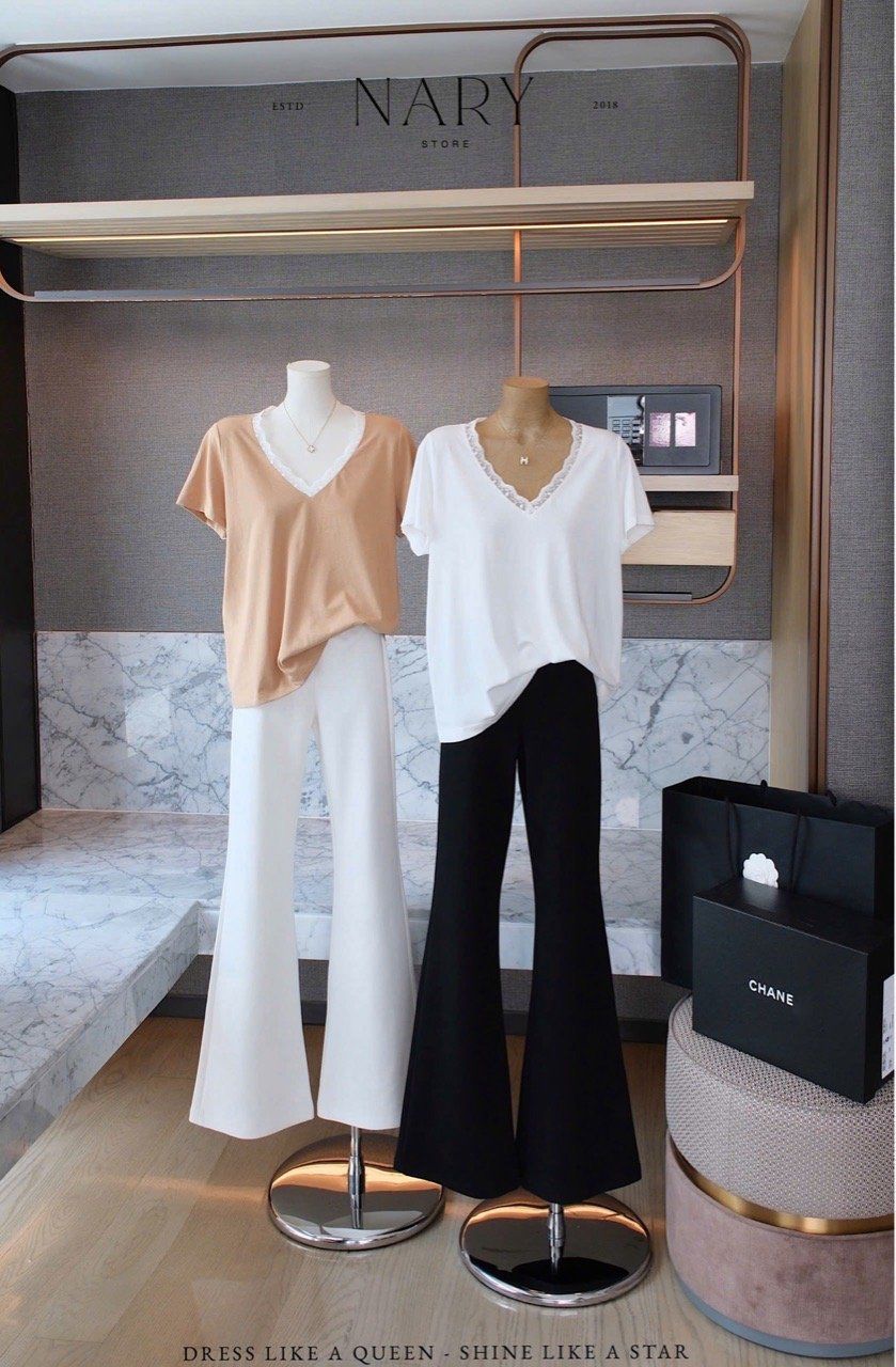 Set Áo Cổ V Quần Loe