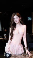 Đầm Yếm Chéo Dây Bèo Tầng