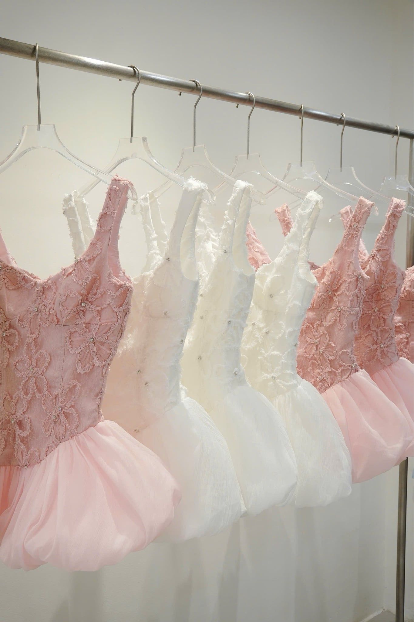 Đầm Tùng Bí Hoa Nổi