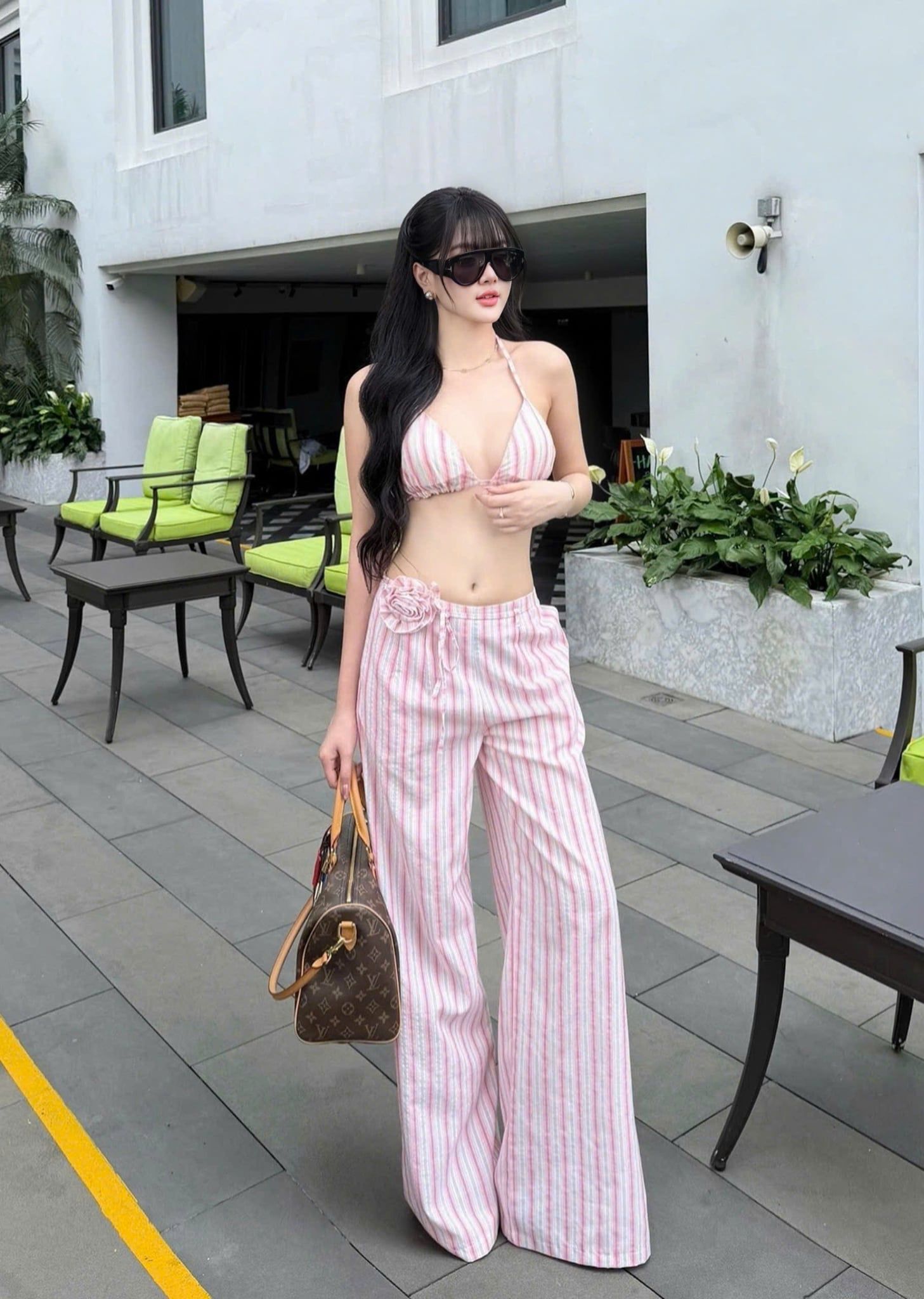 Set Sọc Áo Dây Quần Suông