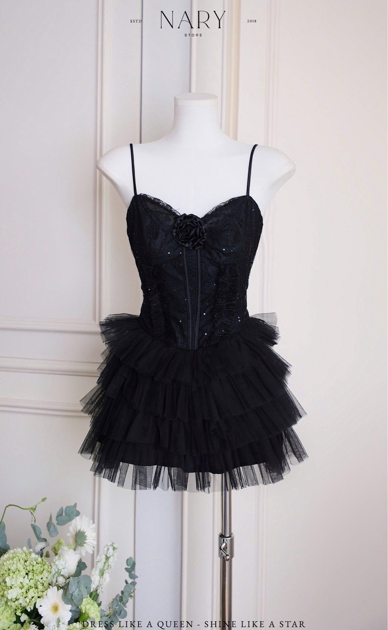 Đầm Ren Tầng Đính Hoa