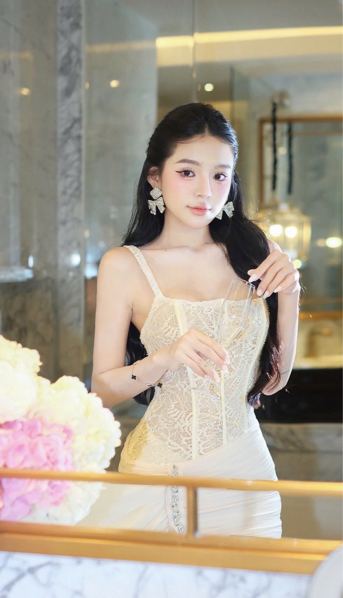 Đầm Kim Sa Phối Voan Viền Đá
