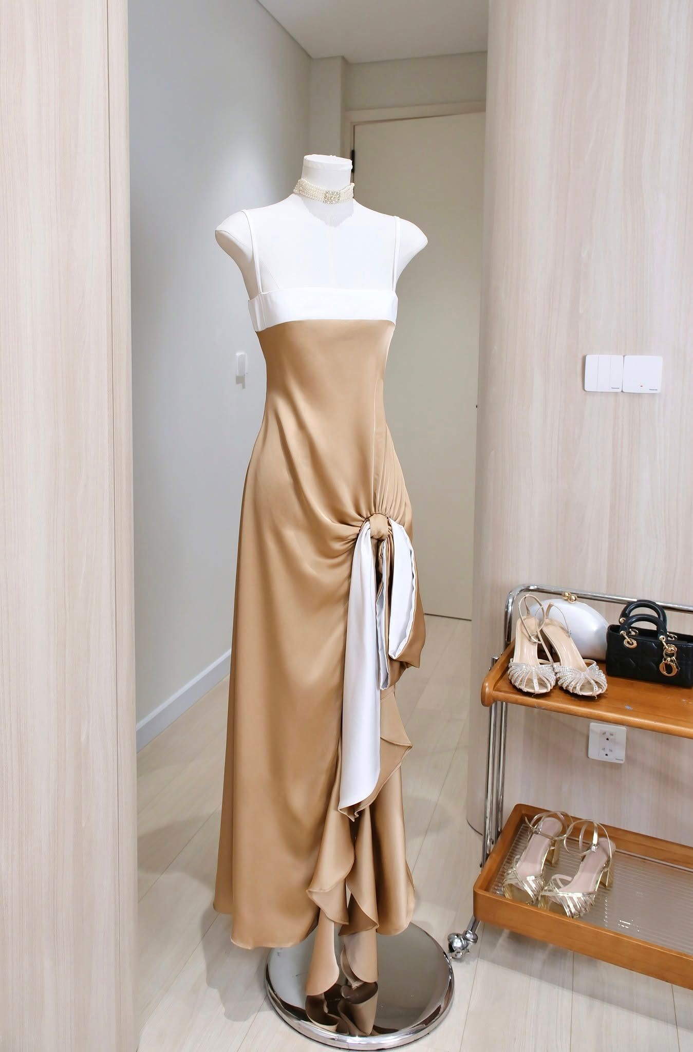 Đầm 2S Lụa Cột Eo
