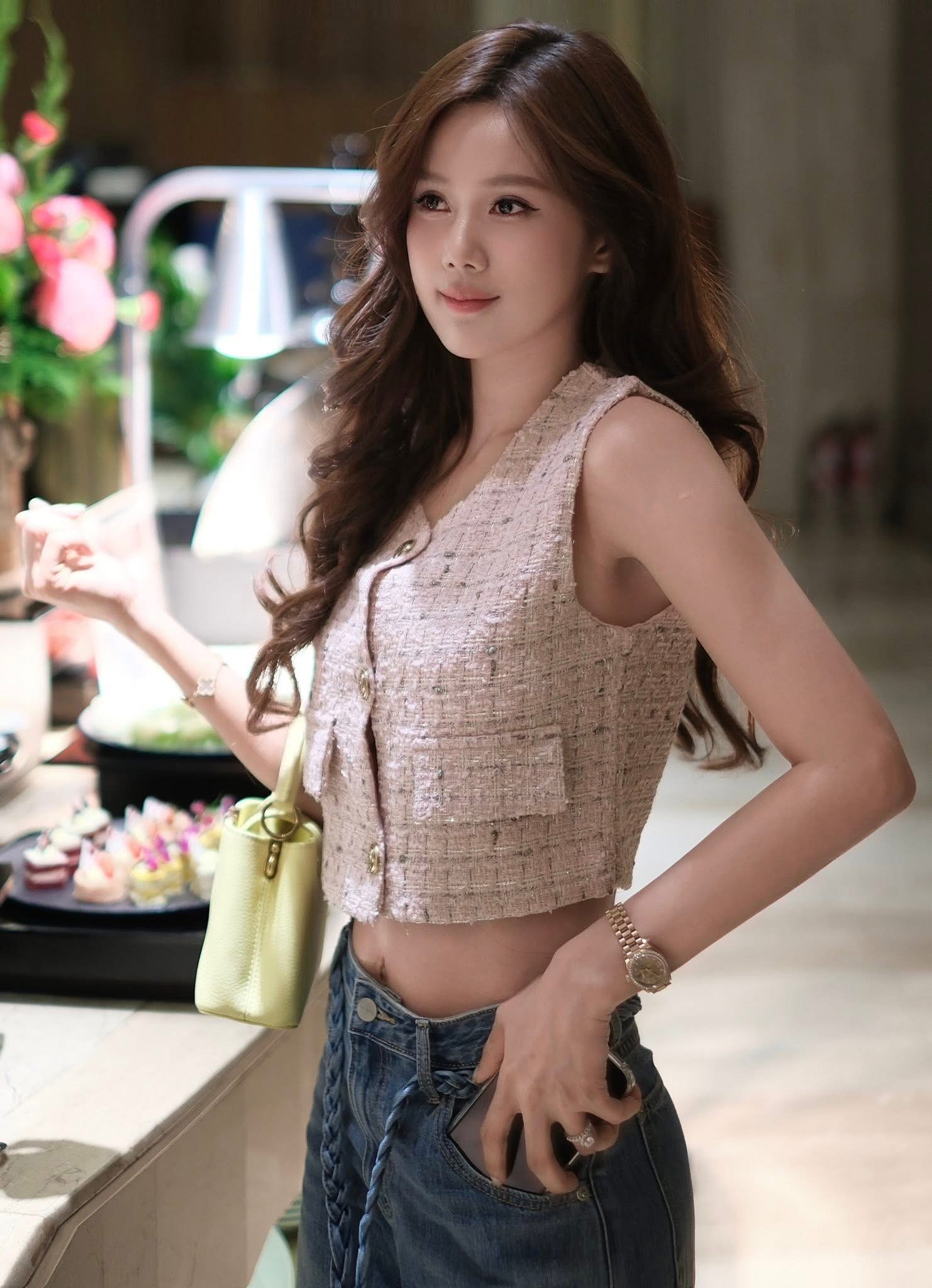 Áo Dạ Gile Nút Vàng