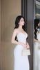 Đầm Lưới Xoắn Eo Kèm Hoa