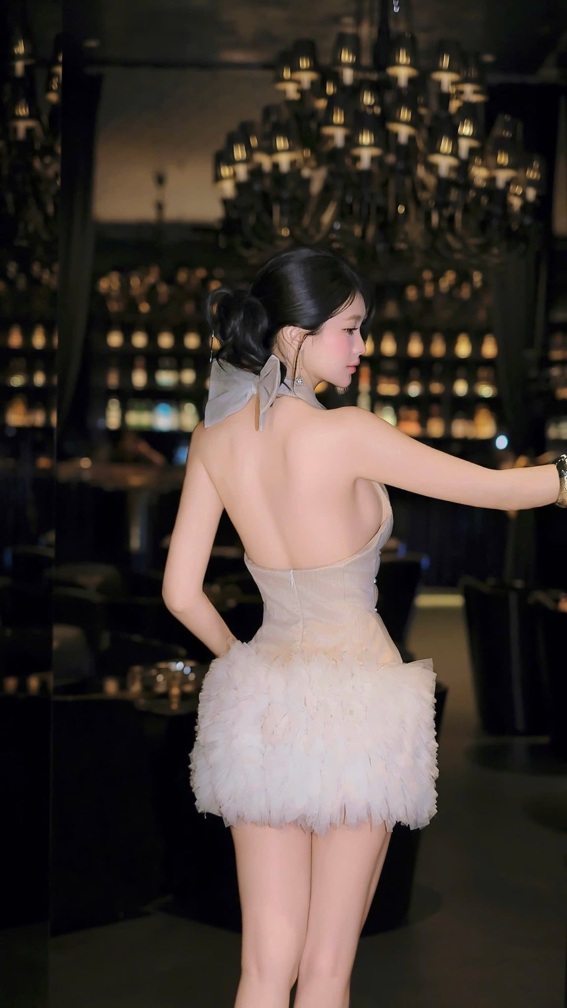 Đầm Yếm Lưới Viền Đá