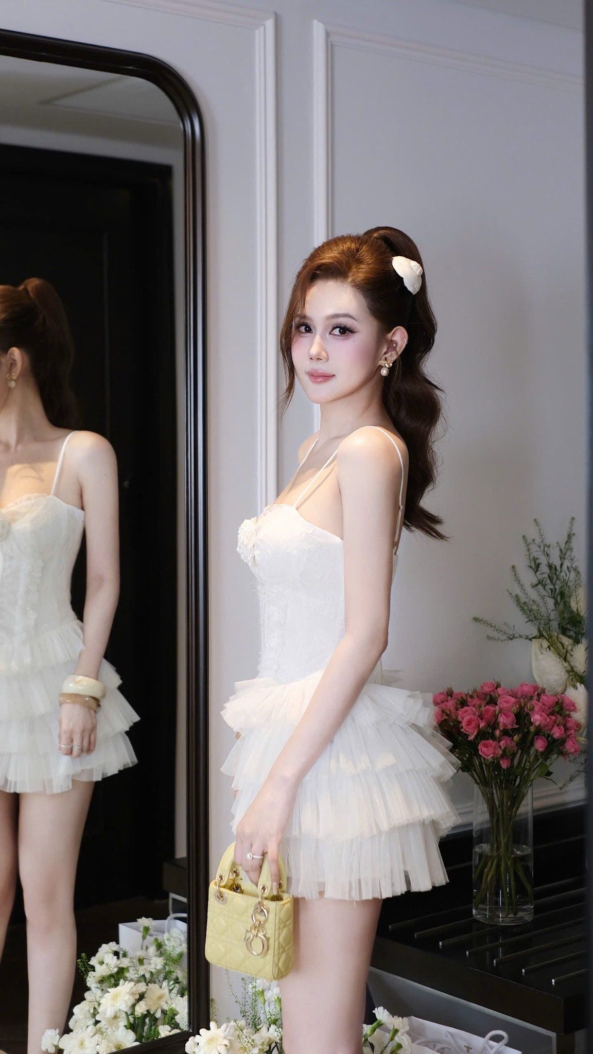 Đầm Ren Tầng Đính Hoa