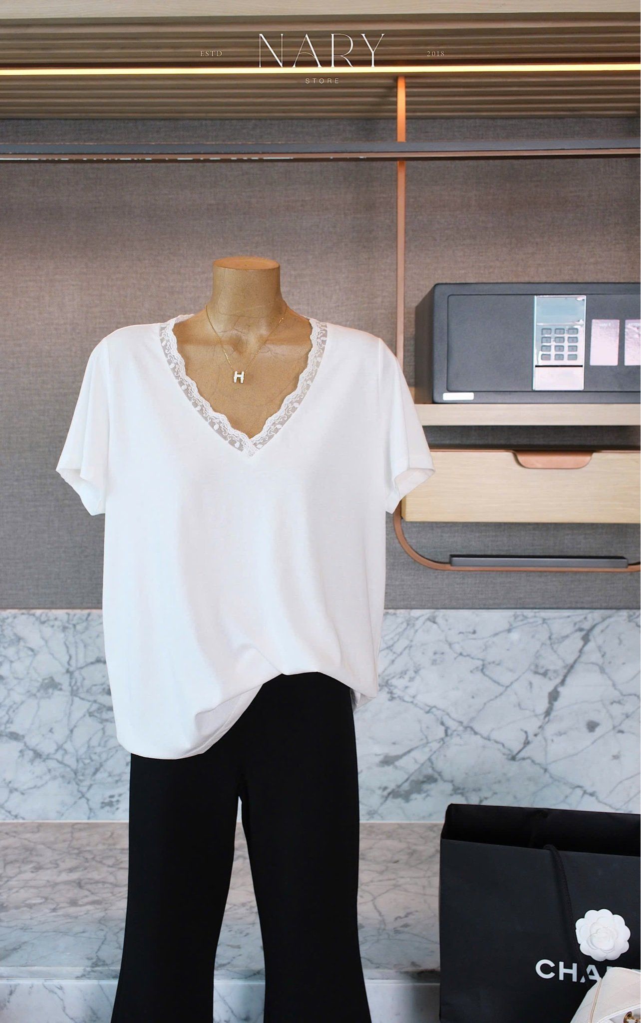 Set Áo Cổ V Quần Loe