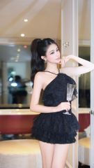 Đầm Yếm Ren Xù Tầng