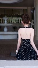 Đầm Yếm Xòe Nhúng Ngực