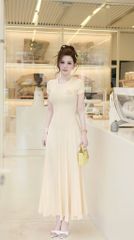 Đầm Thun Trơn Kèm Hoa