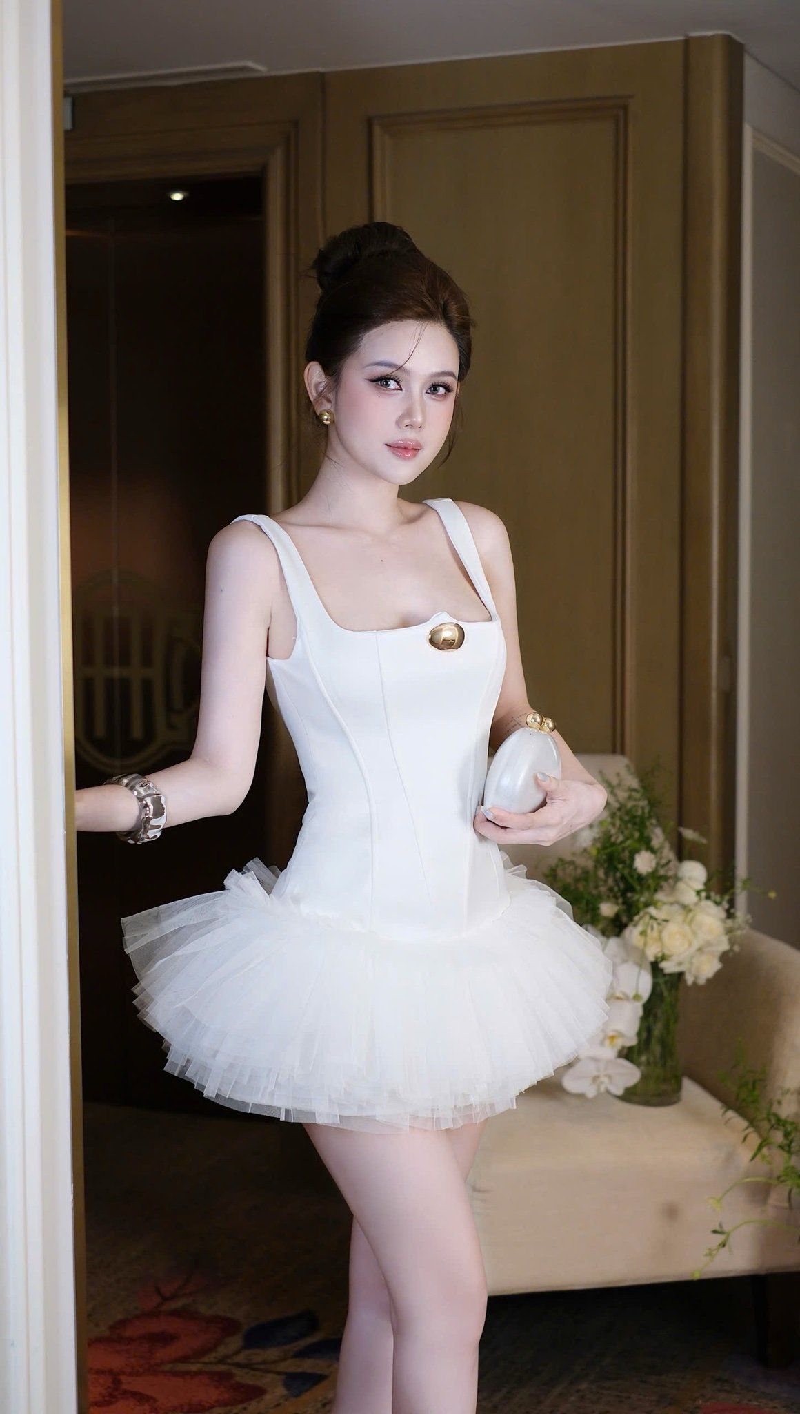 Đầm Phi Phối Lưới Kèm Charm