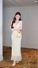 Đầm Ren Hoa Nổi Đính Nơ