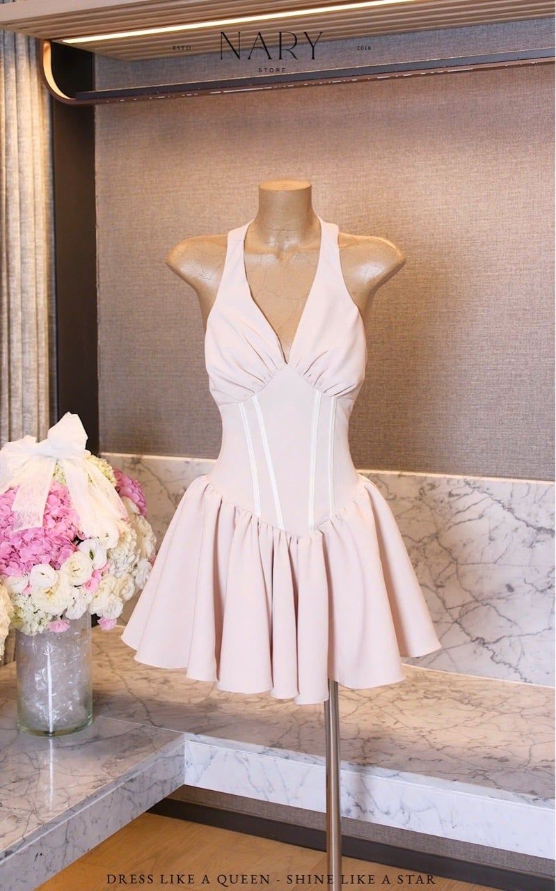 Đầm Yếm Xòe Nhúng Ngực