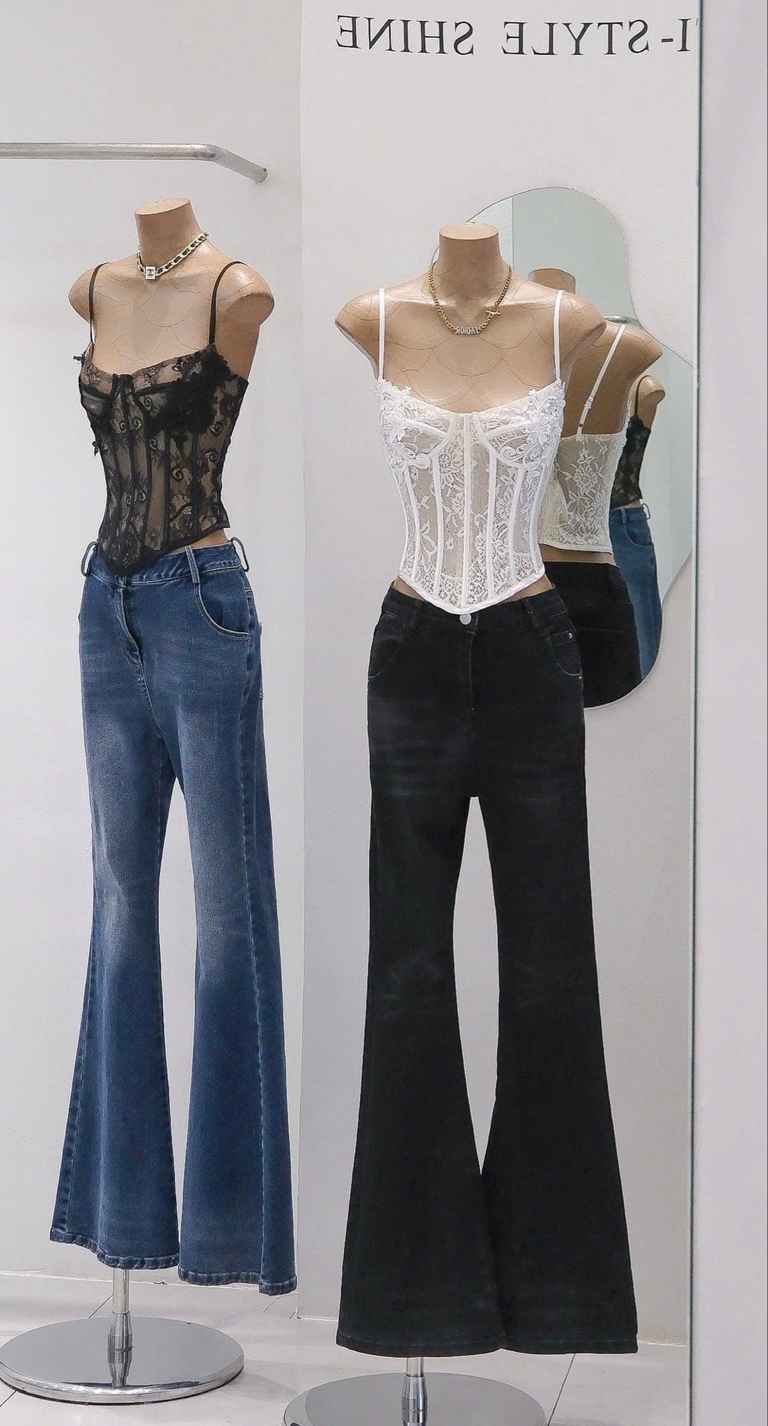 Áo 2S Ren Hoa Tà Nhọn