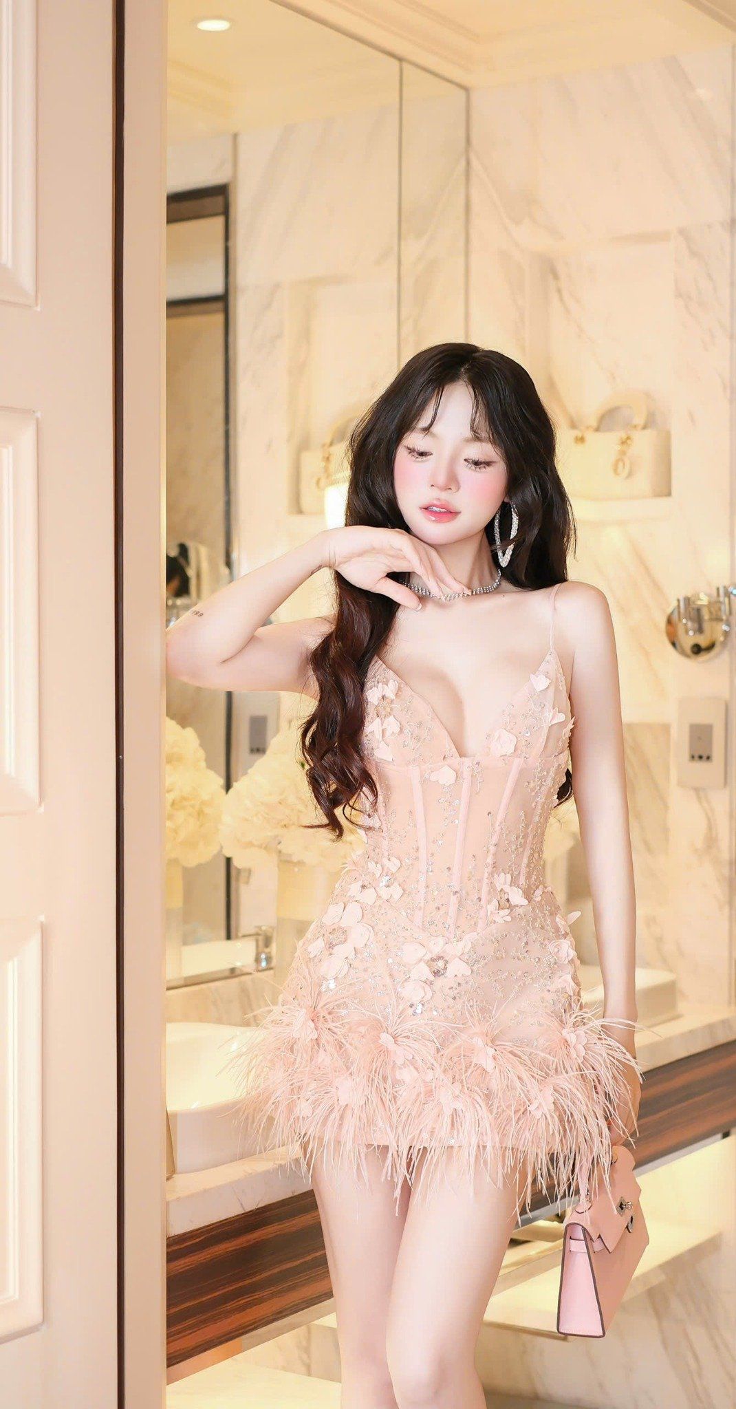 Đầm Kết Kim Sa Đính Hoa