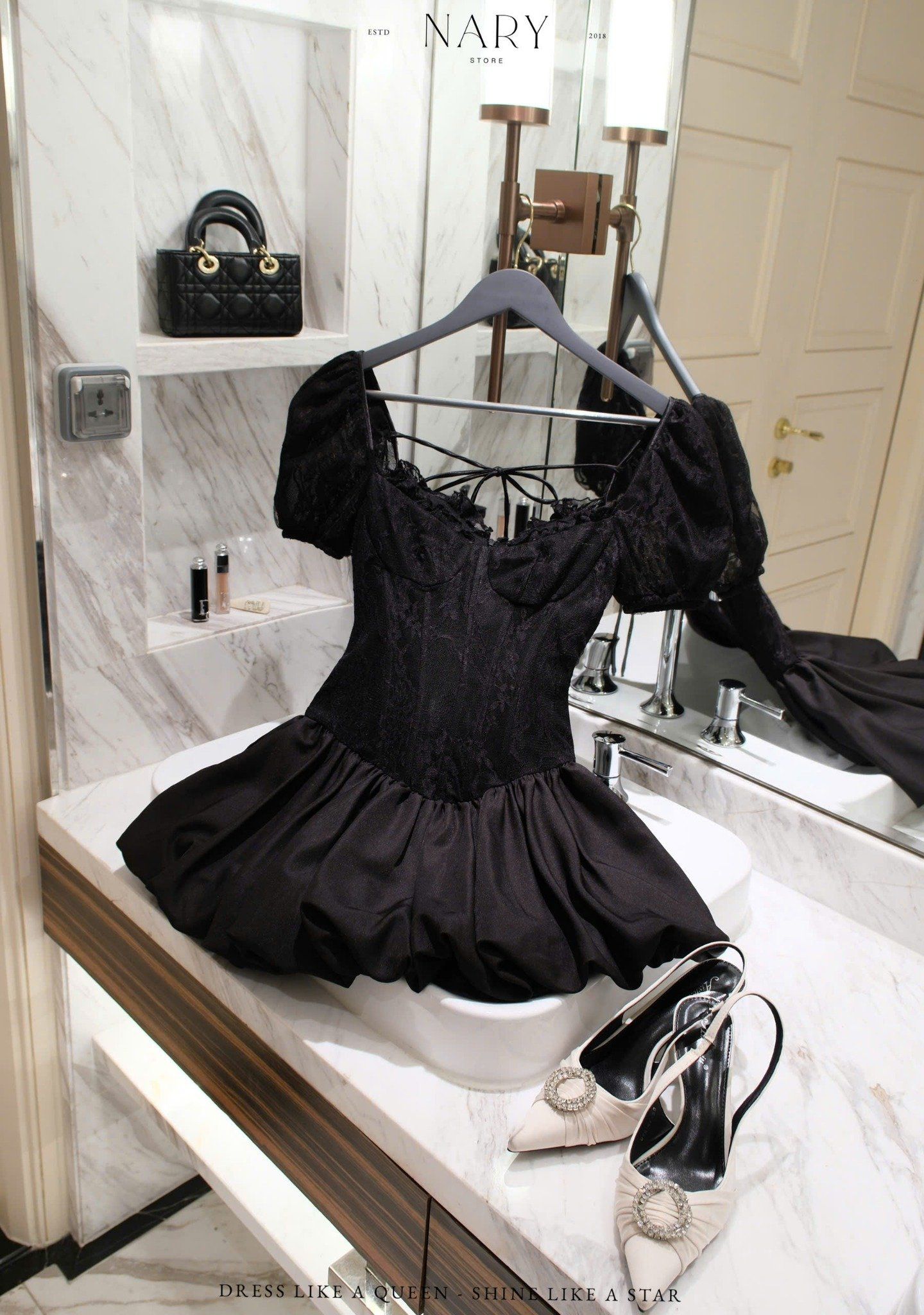 Đầm Ren Bí Tay Phồng