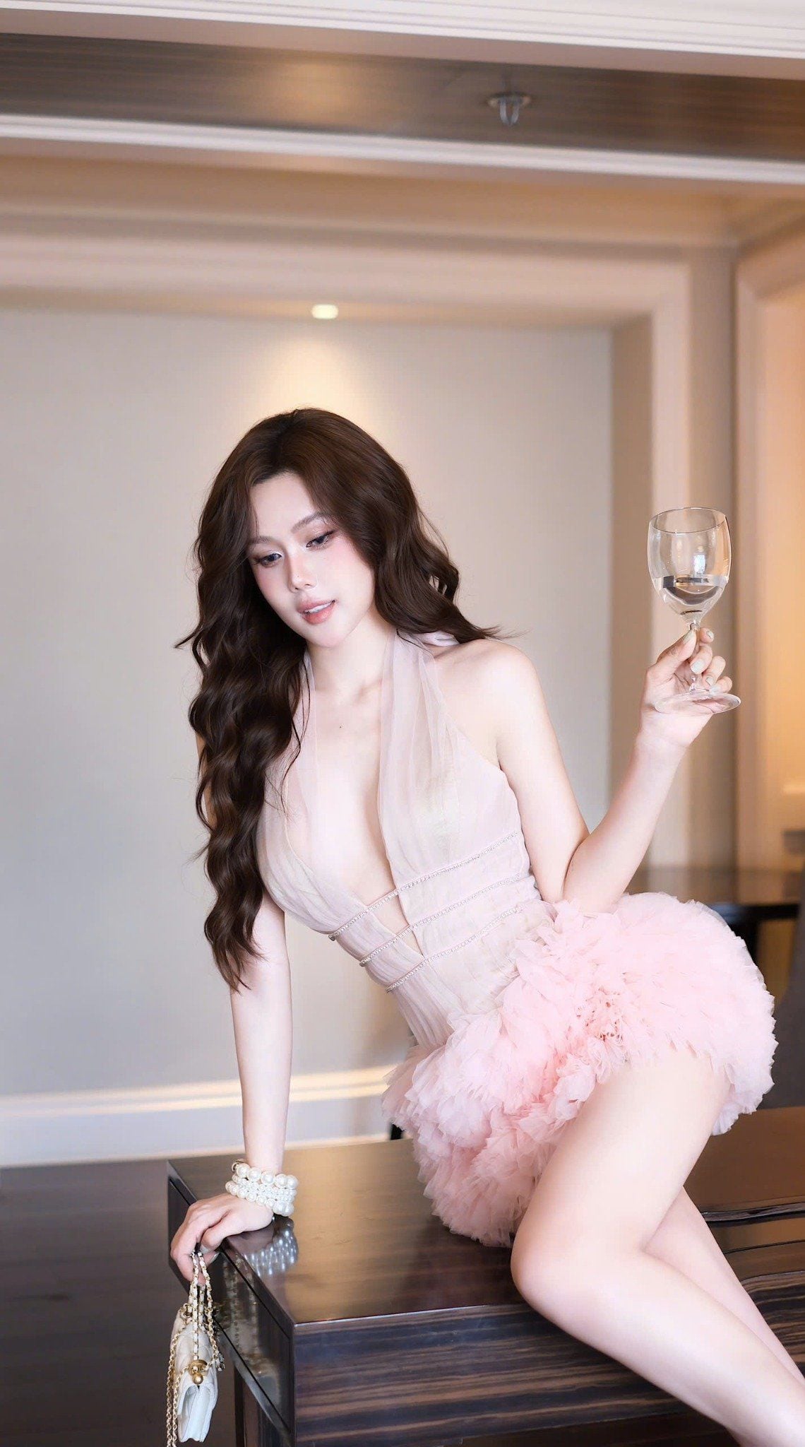 Đầm Yếm Lưới Viền Đá