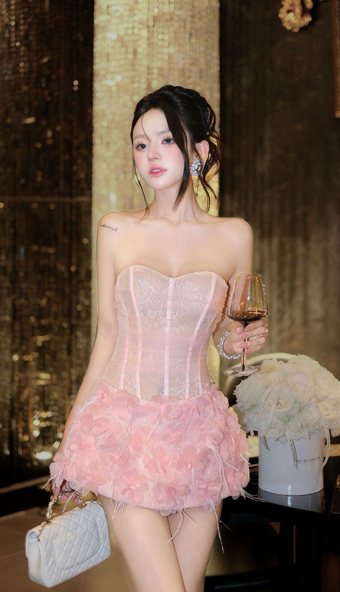 Đầm Cup Lưới Ren Kết Hoa