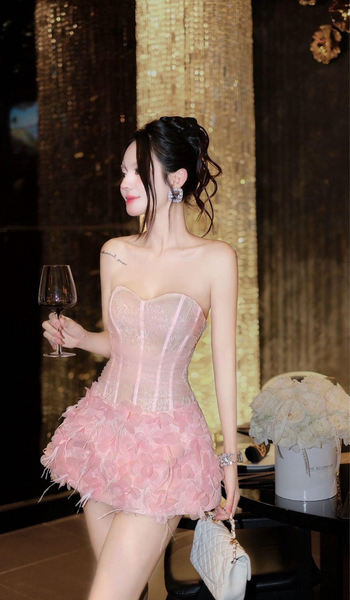 Đầm Cup Lưới Ren Kết Hoa