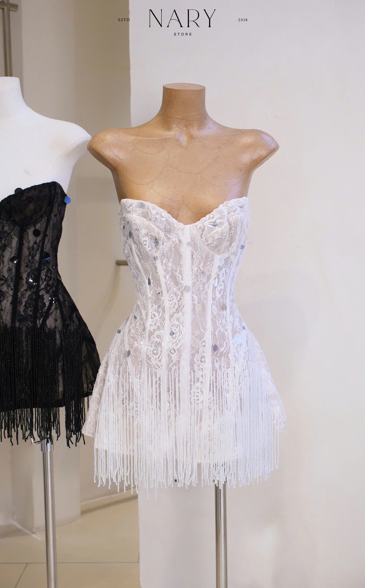 Đầm Cup Ren Tua Rua