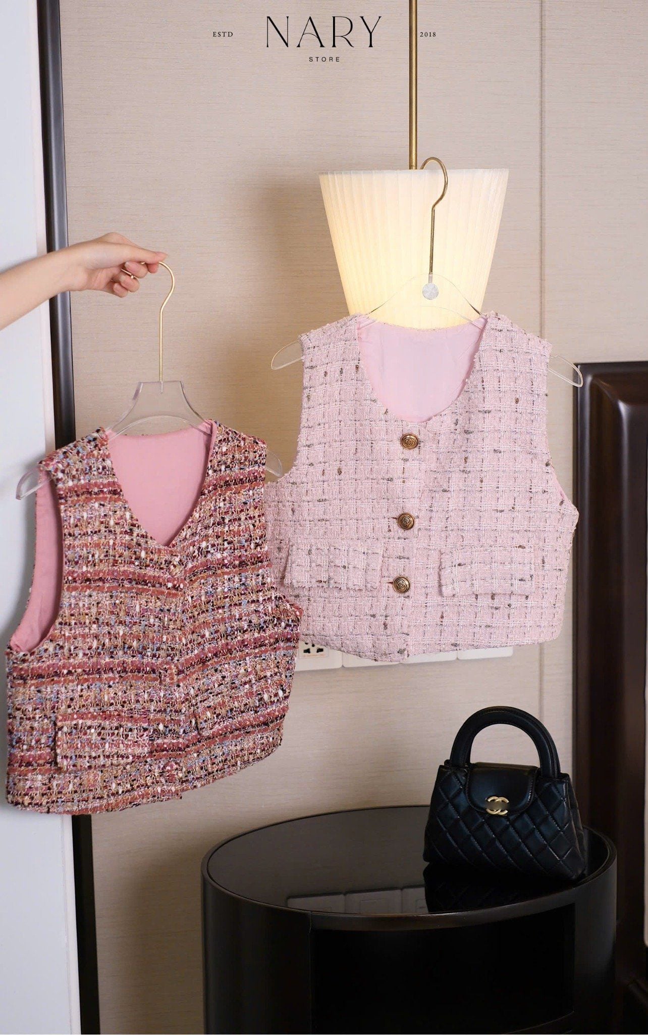 Áo Dạ Gile Nút Vàng