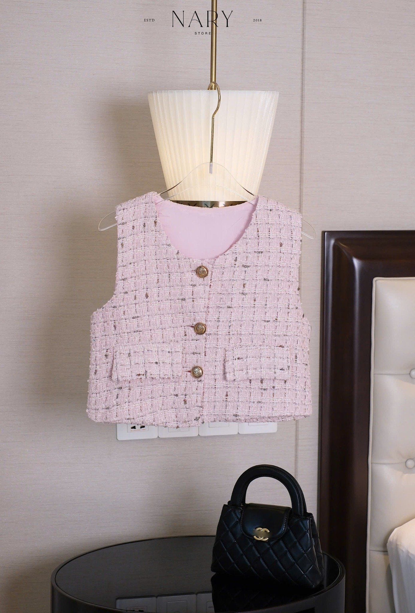 Áo Dạ Gile Nút Vàng