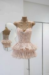 Đầm 2S Ren Tầng Charm