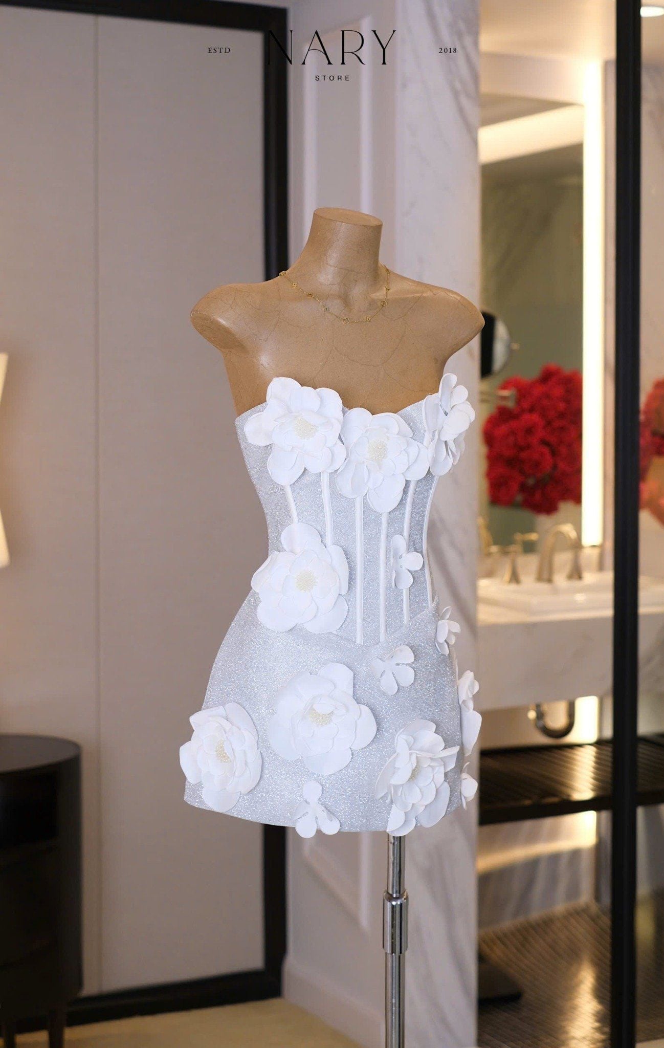 Đầm Cup From A Đính Hoa