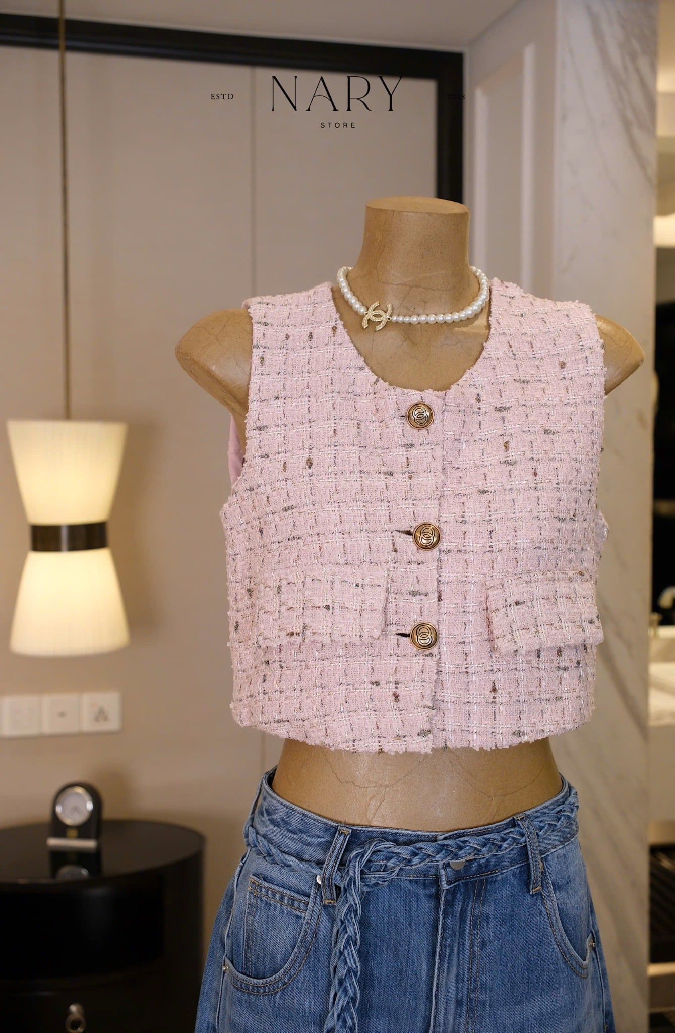 Áo Dạ Gile Nút Vàng