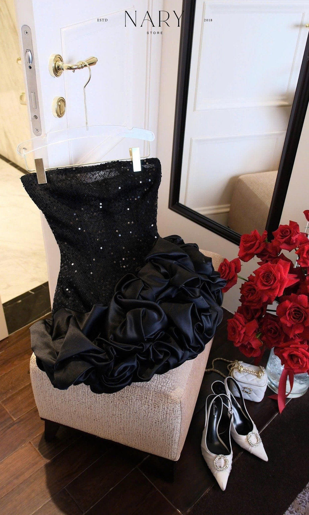 Đầm Cup Kim Sa Tà Xéo