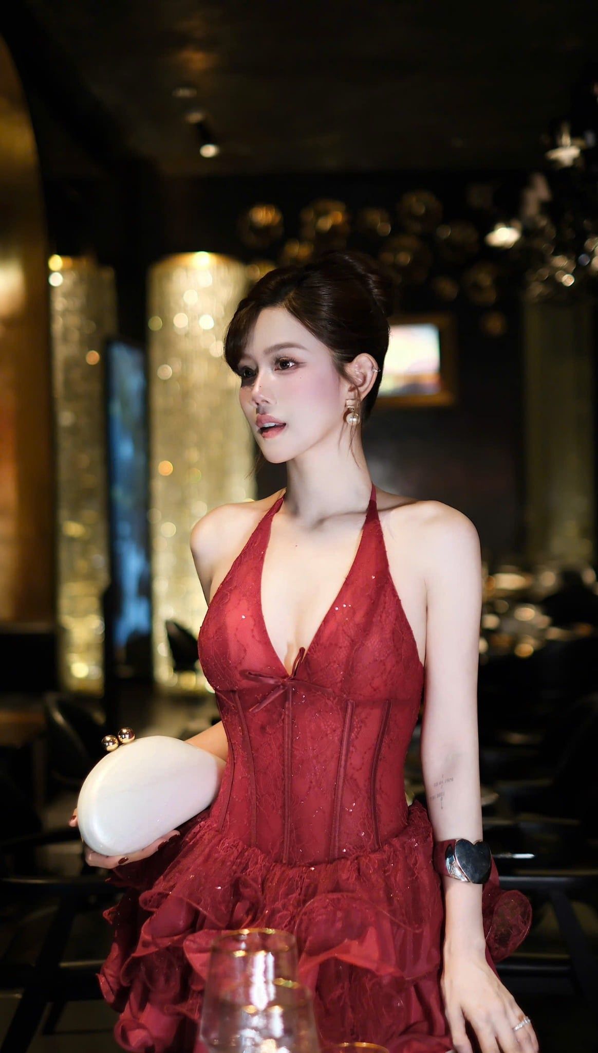 Đầm Yếm Ren Bèo Tầng