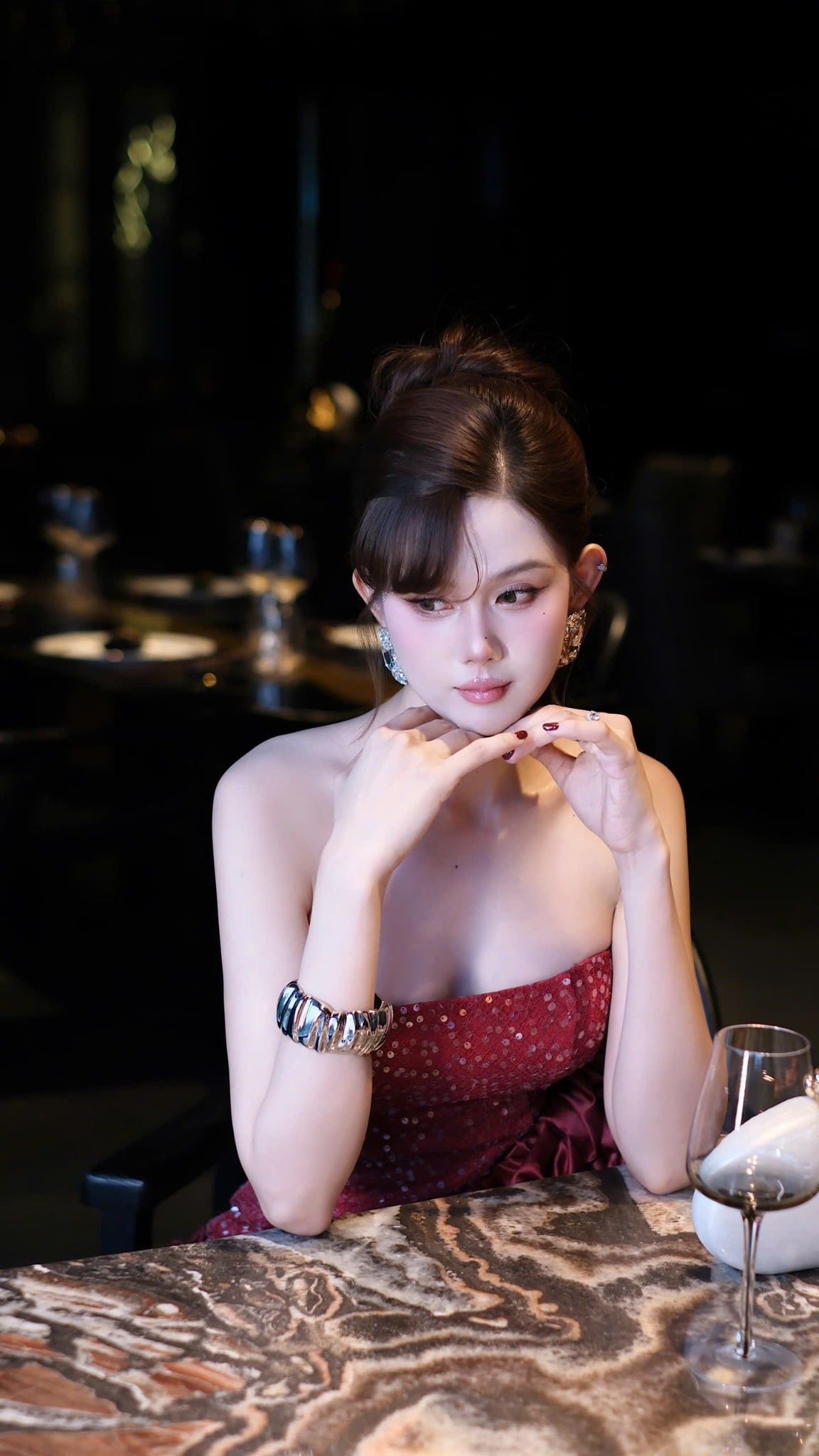 Đầm Cup Kim Sa Tà Xéo