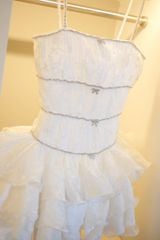 Đầm Viền Đá Thêu Ren Hoa