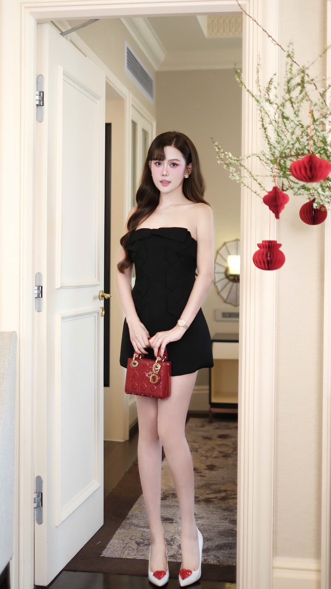 Đầm Cup Nơ Hở Lưng