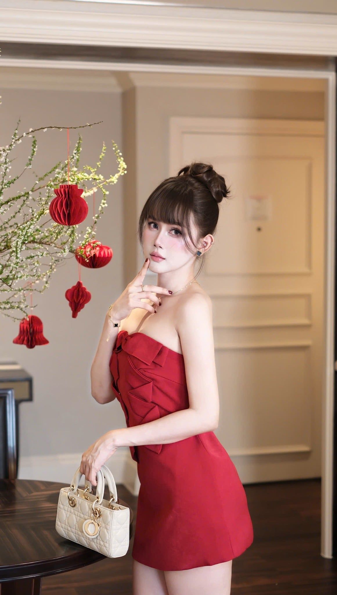 Đầm Cup Nơ Hở Lưng